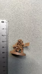 1 x GOBLIN AXEMAN MINIATURE /VIKING /TRUDVANG LEGENDS/CMON G160 - Imagen 1 de 1