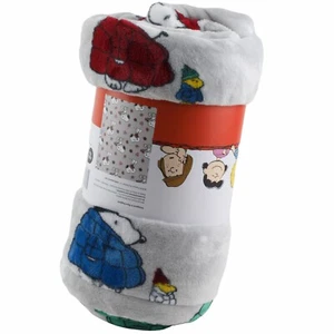 Peanuts Snoopy Woodstock Puffy Coat Christmas Fleece Throw Blanket 50" x 70" - Picture 1 of 1