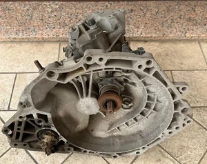 SCATOLA CAMBIO MANUALE 5 MARCE OPEL CORSA C 2000-2006 1.200cc BENZINA (55355489) - Foto 1 di 12