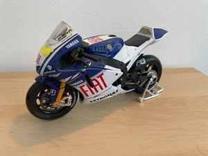 Yamaha 2007 Valentino Rossi Ex Display 1/12 - Imagen 1 de 1