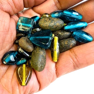 Vintage Teal Blue & Green Italian and Czech Glass Lampwork Beads 8-21mm 30ct - Picture 1 of 4