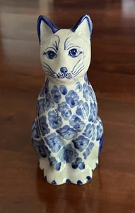 Whimsical Ceramic Cat ~ Sponge Hand Painted ~ Blue and White ~ Made in Thailand - Picture 1 of 24