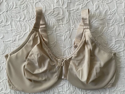 Olga Bra 40DD 米黄色 # 50060 签名缎面钢圈文胸女式 — 第 1/4 张图片