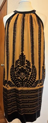 Max Studio Specialty 尺寸 M 天鹅绒黑色金色吊带连衣裙 漂亮 — 第 1/4 张图片