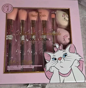 Disney LOS ARISTOCATOS - MARIE - Colección de 5 pinceles y 2 esponjas - NUEVO EN CAJA - Imagen 1 de 12
