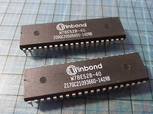 2PCS W78E52B-40 8-BIT MTP MICROCONTROLLER 78E52B DIP40 WINBOND - Picture 1 of 1