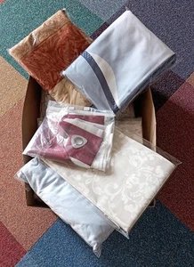 20x Warenrücksendungen Retouren Bettwäsche Gardinen Badteppiche Raffrollos - Bild 1 von 1