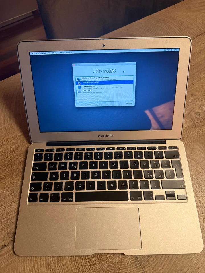 Macbook AIR 11,6" 2011 i5 128 GB SSD - Immagine 1 di 1