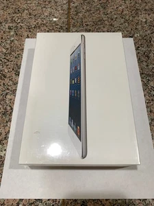 NEW iPad Mini 1st Gen 16GB White (WiFi Only) iOS 6 NEW - Picture 1 of 8