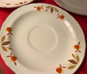 3 Hall's Autumn Leaf 6 1/4 Zoll Untertassen - Bild 1 von 4