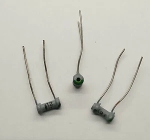 3 Stk. Dogbone (Röhren) Keramik Kondensator 12pF 5% 500V  - Bild 1 von 1