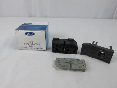 1992 - 1995 FORD CROWN VICTORIA FUSE BOX CONNECTOR F2AZ-14489-W NOS OEM - Image 1 of 3