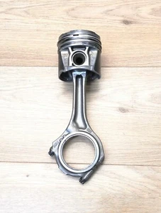 Audi A6 MK2 4B C5 2.5 TDI BDG MOTOR DIESELKOLBEN UND CONROD - Bild 1 von 11