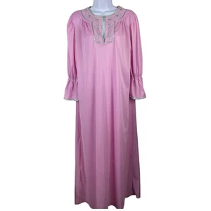 Vintage Filmstar Medium Nachthemd rosa grün bestickt Rüschenärmel Nylon - Bild 1 von 4