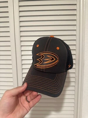 Sombrero Anaheim Ducks NHL - Zephyr M/L - Negro/Naranja/Gris Foto 1 de 4