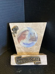 26) Souvenir vintage Nostra Signora MEDUGORJE marmo cristianesimo da collezione 3”x3” - Foto 1 di 8