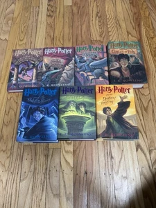 Vtg Harry Potter Hardcover Book Set 1-7 Prisoner Azkaban Goblet Deathly Hollows - Bild 1 von 16