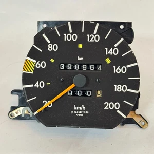 Mercedes W124 Tacho Kombiinstrument 200km/h 5 Gang VDO 1245421366 - Bild 1 von 6