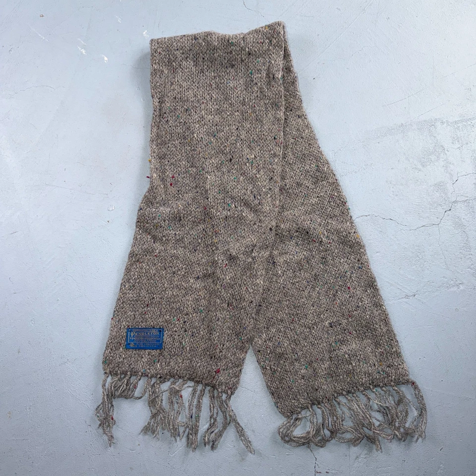 De Colección Pendleton 100% Lana Virgen Bufanda Gris Flecos EE. UU. Invierno Moteado Cálido Acogedor Foto 1 de 4
