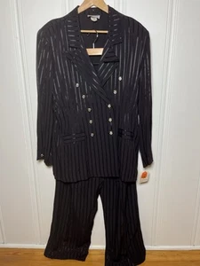 Neu aus altem Lagerbestand Damen Vintage Dani Michaels Nadelstreifen Anzug Größe 18 schwarz Schmuckknöpfe - Bild 1 von 10