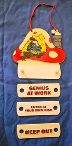 Vintage Smurfs Peyo Plastic Door Hanging Sign W/ Interchangeable Signs 1980 - Picture 1 of 5