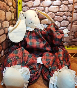 Vintage Weihnachtshase Hasen Stoff Mädchen Hasen Weihnachtsdeko - Bild 1 von 11