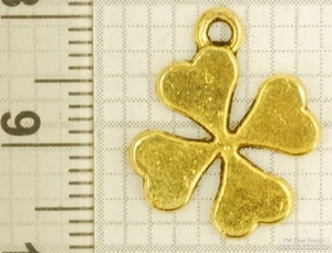 Gold-toned key chain with a gold-toned solid 4-leaf clover fob - Picture 1 of 2