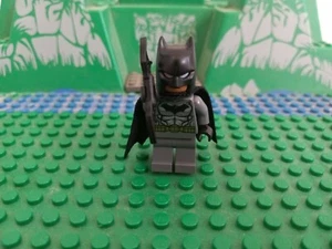 LEGO Batman Minifigure - DC Superheroes Catwoman 7779, Killer Croc 7780, 7782 - Picture 1 of 2