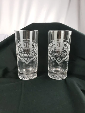2 Etched Glasses CHICAGO WHITE SOX Comiskey Park 1991 INAUGURAL YEAR  Baseball Cover