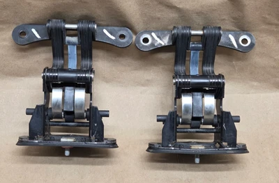 04-09 MERCEDES W209 CLK320 CLK500 CONVERTIBLE TRUNK TOP ROOF HINGES SET PAIR OEM - Image 1 of 4