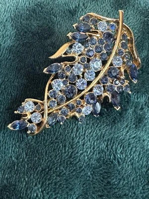Lisner Signed Gold Tone Three Shades Of Blue Rhinestones Brooch Gold Tone.   - Image 1 of 4