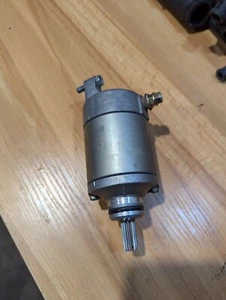 2001-2005 SUZUKI GSXR600 GSXR750 STARTER OEM STARTING MOTOR WORKS 3110035F00 - Picture 1 of 4
