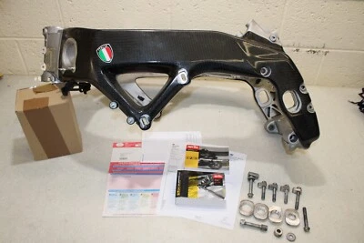 MARCO APRILIA RSV4 FACTORY 2012 Y V5 REG DOC RSV4 R TUONO V4 R MOT JULIO 2025 Foto 1 de 4