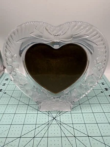 Studio Nova Amour Clear Frosted Glass Heart Shape Picture Frame Made in Japan - Picture 1 of 10