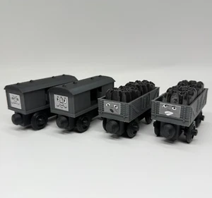 Tren de carga y caja compatible con ferrocarriles de madera hecho a medida Thomas & Friends GR - Imagen 1 de 20
