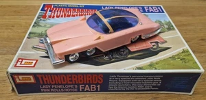 Kit de plástico preconstruido Thunderbirds IMAI FAB1 - Imagen 1 de 14
