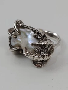 Vintage Baroque Pearl Silver Statement Ring – Artistic Handmade Claw Design - Picture 1 of 10