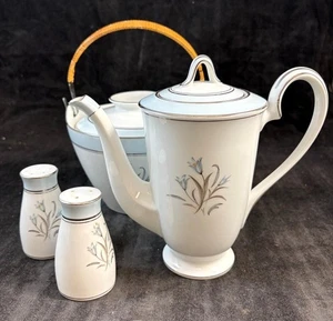 Noritake Bluebell Lot of 1 Teapot w Removable Handle 1 Coffee Pot & 1 Shaker Set - Picture 1 of 14