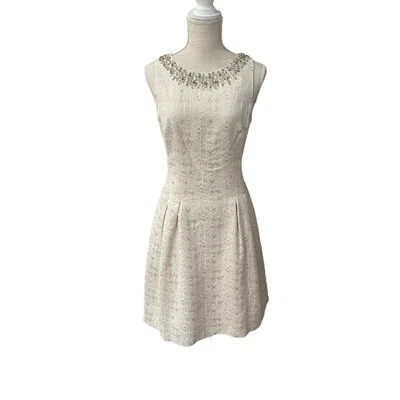 Vestido de cóctel Vince Camuto beige dorado adornado cuello línea A talla 10 nuevo Foto 1 de 4