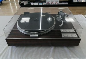Yamaha YP-D10 Direct Drive Quartz Lock Turntable Record Player Hi-Fi Audio Junk - Picture 1 of 9