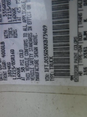 Corpo do acelerador 8-460 7,5L compatível com 88-89 Ford E250 Van 30572730 - Imagem 1 de 4