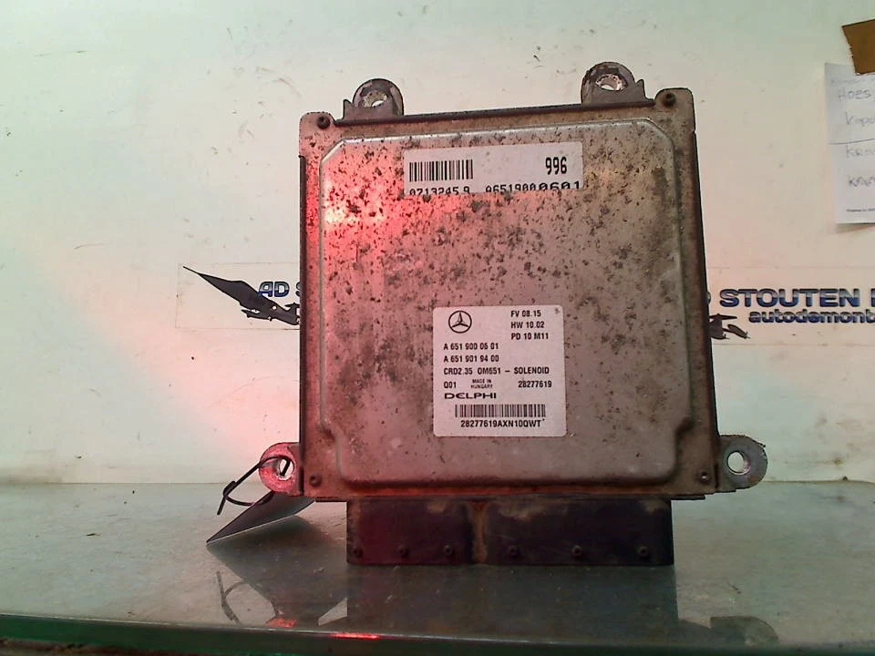 ECU Mercedes-Benz Sprinter 3,5t (906.63) 2011 A6519000601 - Immagine 1 di 4
