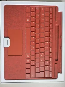 Microsoft Surface Pro Signature Keyboard (No Pen) - Picture 1 of 3