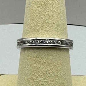 Stackable Ring - Made With Swarovski Elements - Size 8 - Picture 1 of 8