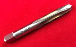 Grifo cónico M8 X 1.0 8 mm Morse MT3838153 grifo de arranque 4FL RH D5 EE. UU. métrica - Imagen 1 de 5