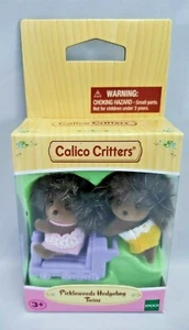 Calico Critters ~ Pickleweeds Hedgehog Twins ~ Harvey & Hazel **NUEVO** - Imagen 1 de 4