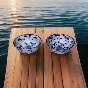 SET OF 2 c1820 ANTIQUE CHINESE BLUE & WHITE LOTUS SWIRL PORCELAIN TEA BOWLS 3” - Picture 1 of 17