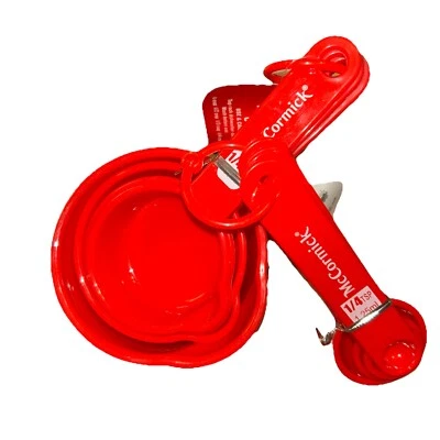 Juego de 4 tazas medidoras rojas y juego de 4 cucharas medidoras nuevas con etiqueta Foto 1 de 4