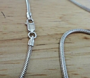 16" Sterling Silver 2 mm Heavy 10gram Round Snake Chain - Imagen 1 de 2