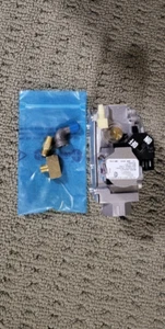 White Rodgers gas valve 36J24-510, EF32CW211 - Picture 1 of 2